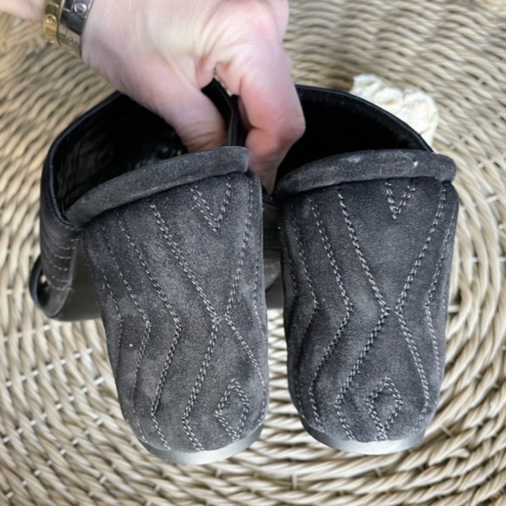 New Marion Parke BLACK Quilted Suede Leather Slide Sandals - Picture 12 of 15